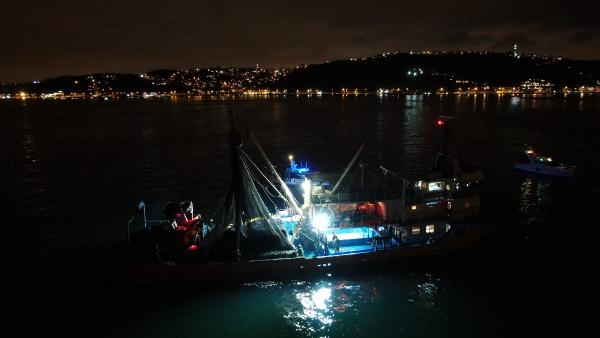 İstanbul Boğazı'ndaki balıkçı tekneleri denetlendi