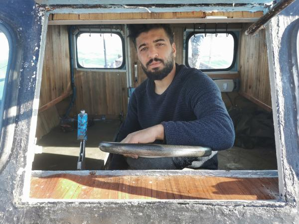 Koronavirüsten kaçtı, balıkçı oldu