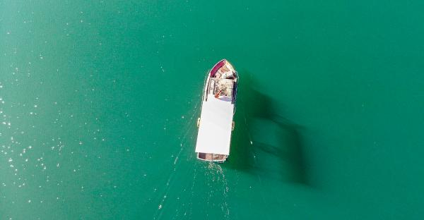 Koronavirüsten kaçtı, balıkçı oldu