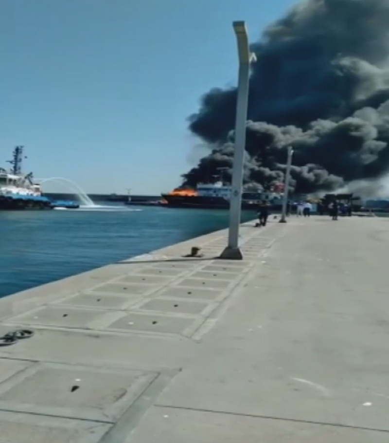 Beylikdüzü Su Ürünleri Hali'nde yangın