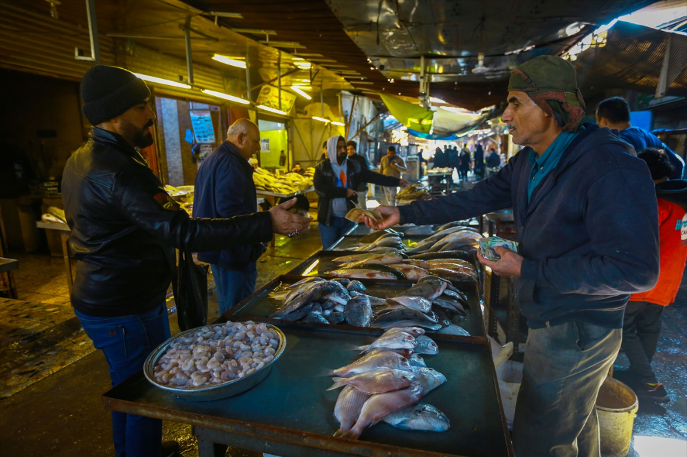 Basra'da Balık Pazarı