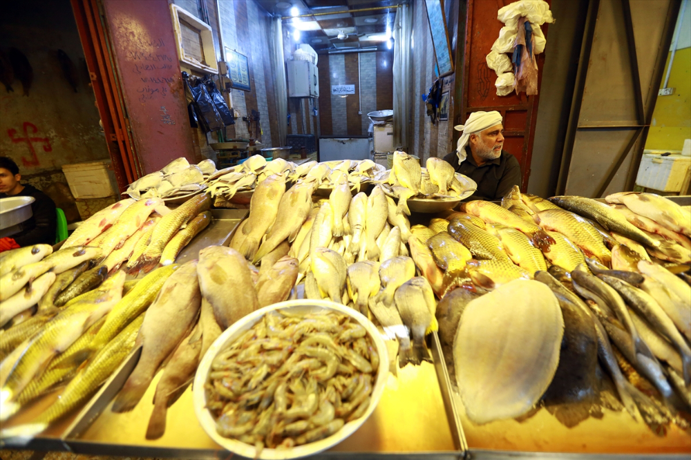 Basra'da Balık Pazarı