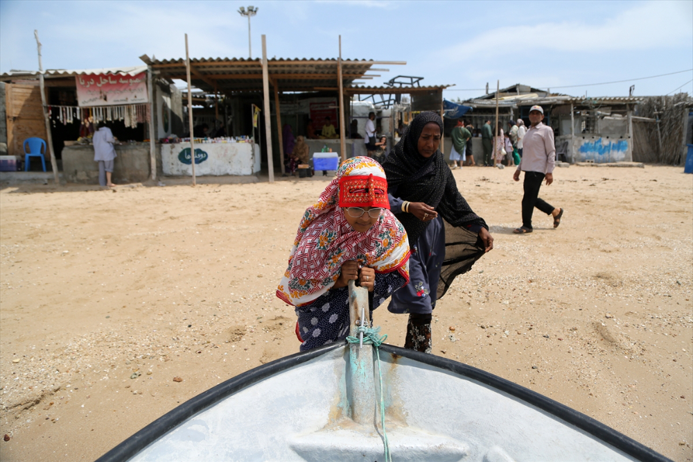 Hengam Adası'ndaki balıkçı kadınlar