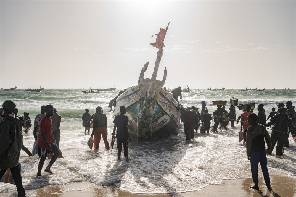 Moritanya'da balıkçıların avlanma mesaisi