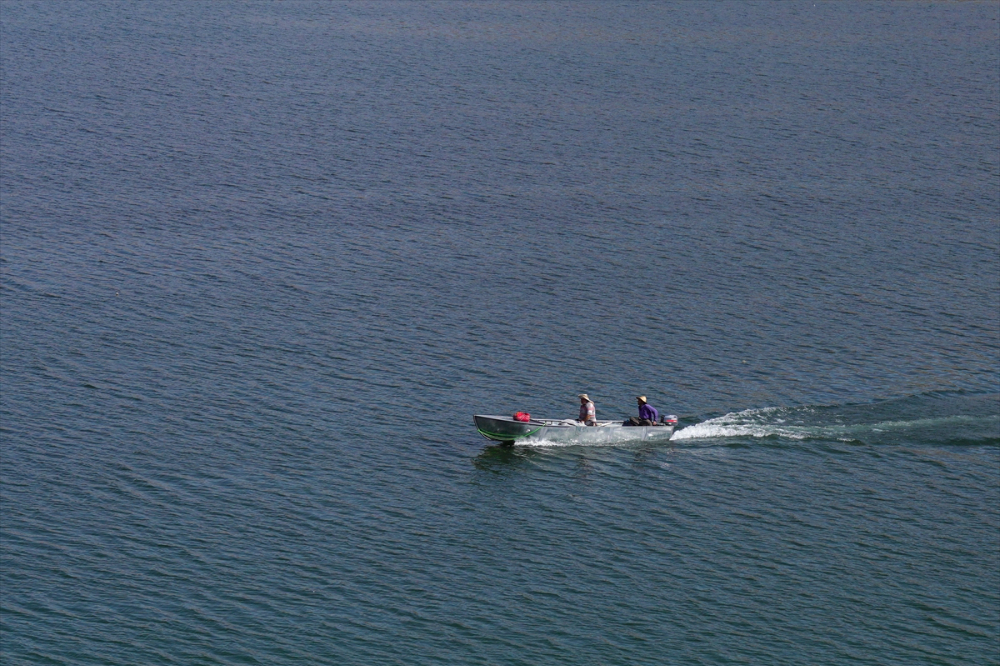 Irak'ta av yasağının bitmesiyle balıkçılar ağlarını sulara atmaya başladı