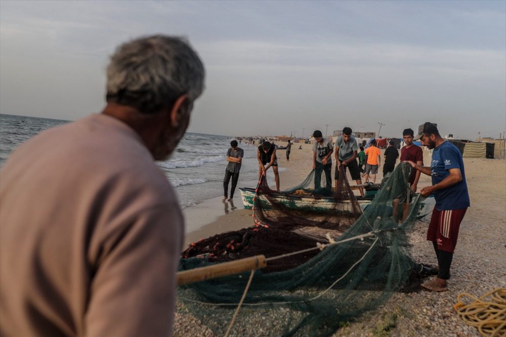 İsrail saldırıları altındaki Gazze'de balıkçıların günlük yaşamı