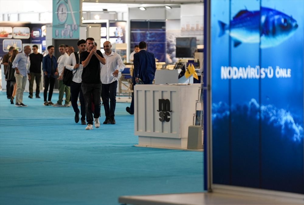 Türkiye ve Norveç'in su ürünlerindeki işbirliği İzmir'de düzenlenen forumda ele alındı