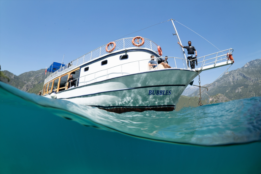 Dört mevsim dalış imkanı sunan Fethiye'nin su altı güzellikleri