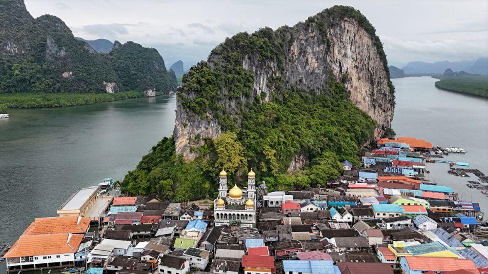 Tayland'ın “yüzen köyü" Ko Panyi