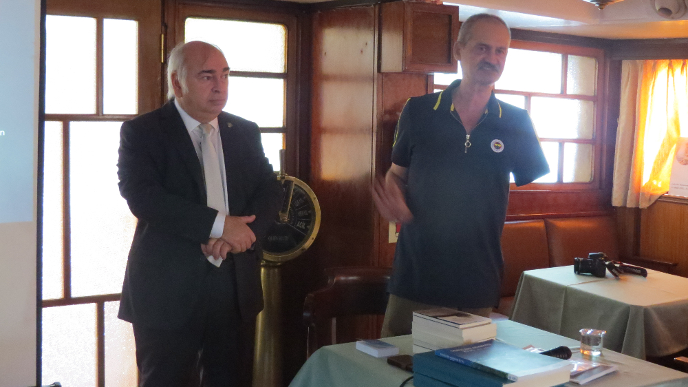 Fuat Selim Ramazanoğlu'nun Boğaziçi'nde Amatör Olta Balıkçılığı sunumu