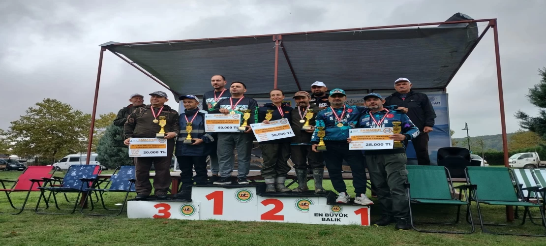 Sapanca'da Turna Balığı Yakalamak İçin Yarıştılar