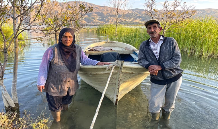 Denizsiz kentin balıkçı çifti ekmeğini Hazar Gölü'nden çıkarıyor | BalıkTV #balıktv