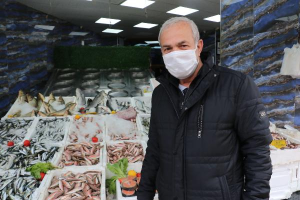 Karadeniz'de hamsinin yerini istavrit ve barbun aldı