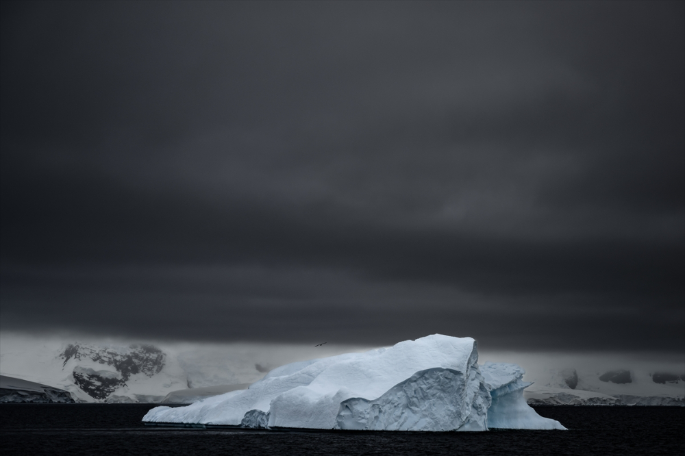 "Buzlar kıtası" Antarktika, bu yıl rekor seviyede erimeye devam ediyor