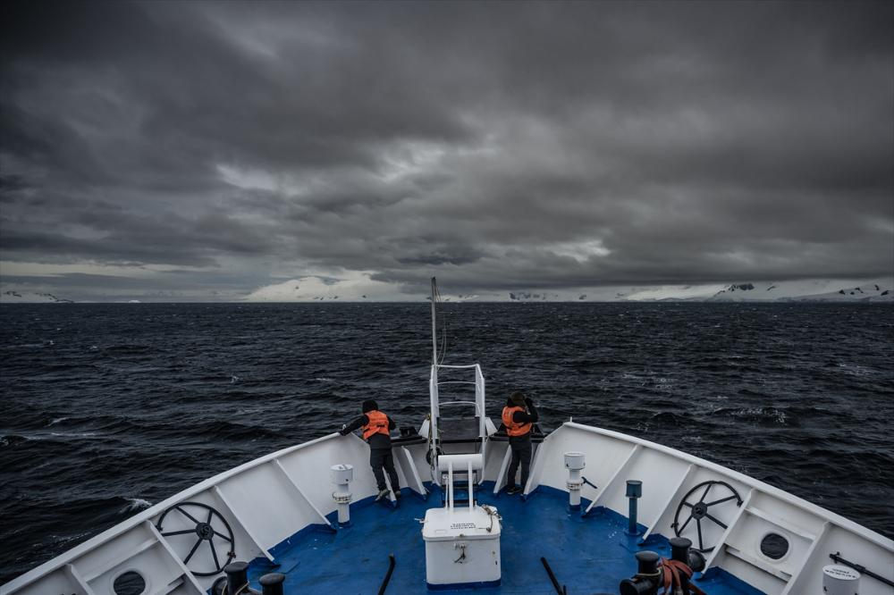 "Buzlar kıtası" Antarktika, bu yıl rekor seviyede erimeye devam ediyor