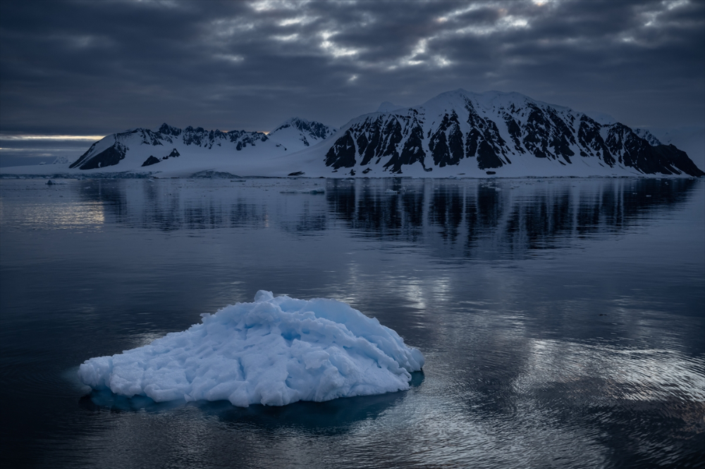 "Buzlar kıtası" Antarktika, bu yıl rekor seviyede erimeye devam ediyor