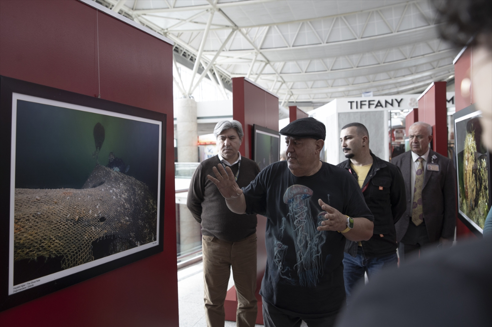 Başkentte "Hayalet Ağlar ve Marmara'ya hayat verenler" fotoğraf sergisi açıldı