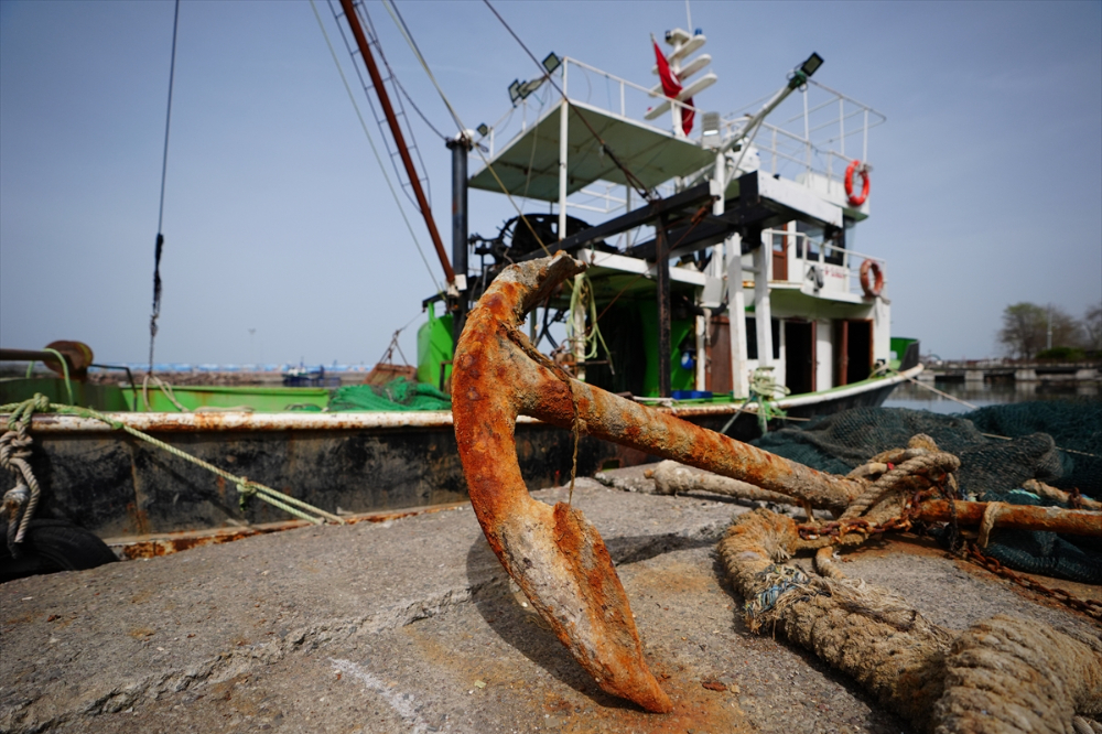 Düzce'de balıkçılar, 15 Nisan öncesinde sezona "paydos" dedi
