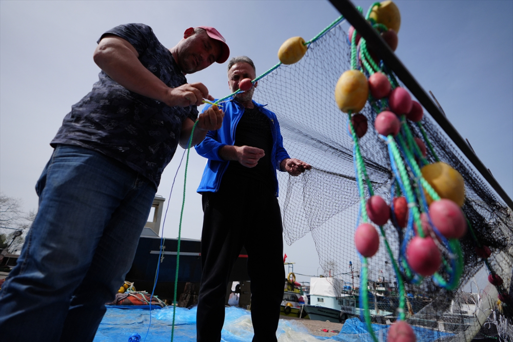 Düzce'de balıkçılar, 15 Nisan öncesinde sezona "paydos" dedi