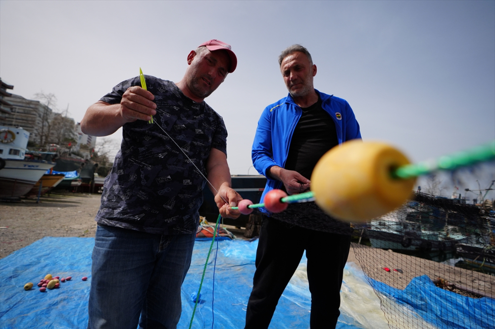 Düzce'de balıkçılar, 15 Nisan öncesinde sezona "paydos" dedi