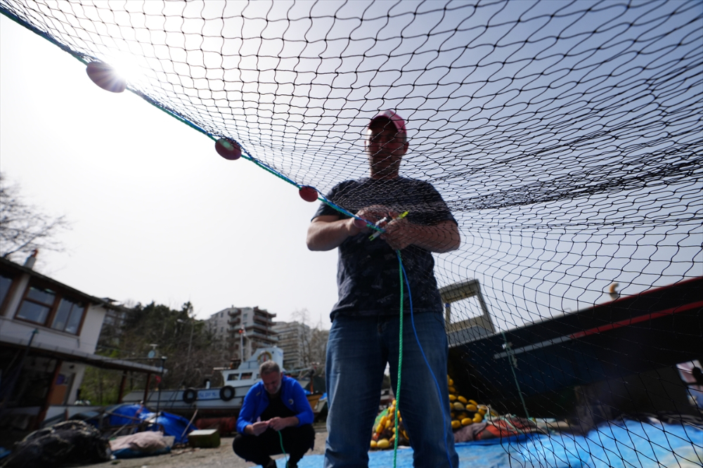 Düzce'de balıkçılar, 15 Nisan öncesinde sezona "paydos" dedi
