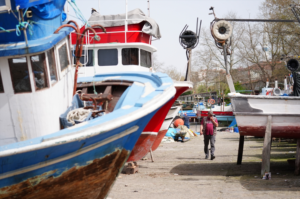 Düzce'de balıkçılar, 15 Nisan öncesinde sezona "paydos" dedi