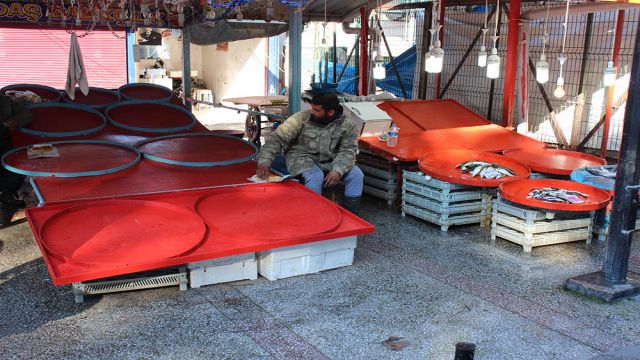 Zonguldak'ta balık tezgahları boş kaldı