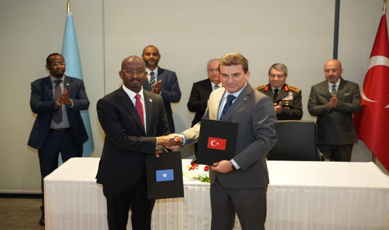 Somali Balıkçılığına Oyak imzası : SOMTÜRK