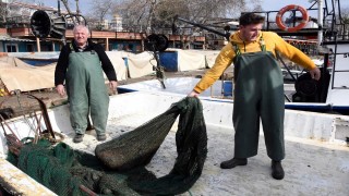 Marmara'da deniz salyası arttı, balıkçılar paydos etti