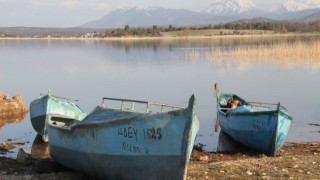 Beyşehir Gölü'nde balık av yasağı başladı