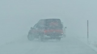 Van'da tipi etkili oldu; Erçek Gölü'nde 2 balıkçı teknesi mahsur kaldı