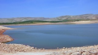Kuraklığın etkilediği Dumluca Barajı, tarihinin en düşük seviyesinde