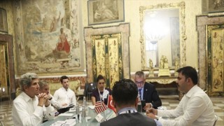 Bakan Kurum, ABD Başkanı Biden'ın İklim Özel Temsilcisi Kerry ile bir araya geldi