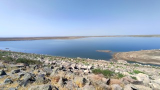 Devegeçidi Barajı'nda sular çekildi