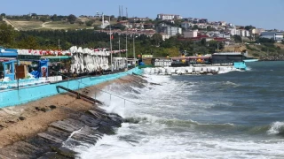 Tekirdağlı balıkçılar Marmara'daki poyrazın dinmesini bekliyor