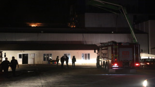 Muğla'da balık yemi fabrikasında çıkan yangın kontrol altına alındı