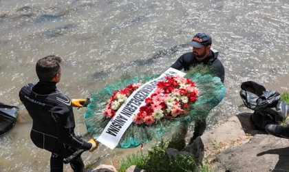 Dalgıçlar Dünya Çevre Günü kapsamında Dicle Nehri'nde temizlik yaptı
