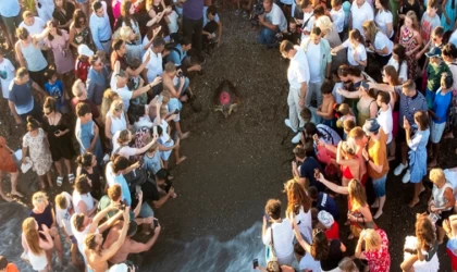 Antalya'da tedavi edilip denize bırakılan "Lara" adlı caretta caretta, bir yılda 3 bin kilometre yol katetti