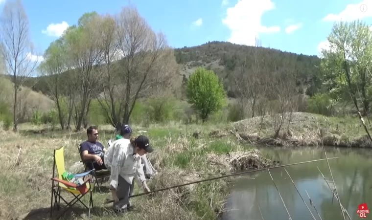 Kızlarımla derede balık tuttuk